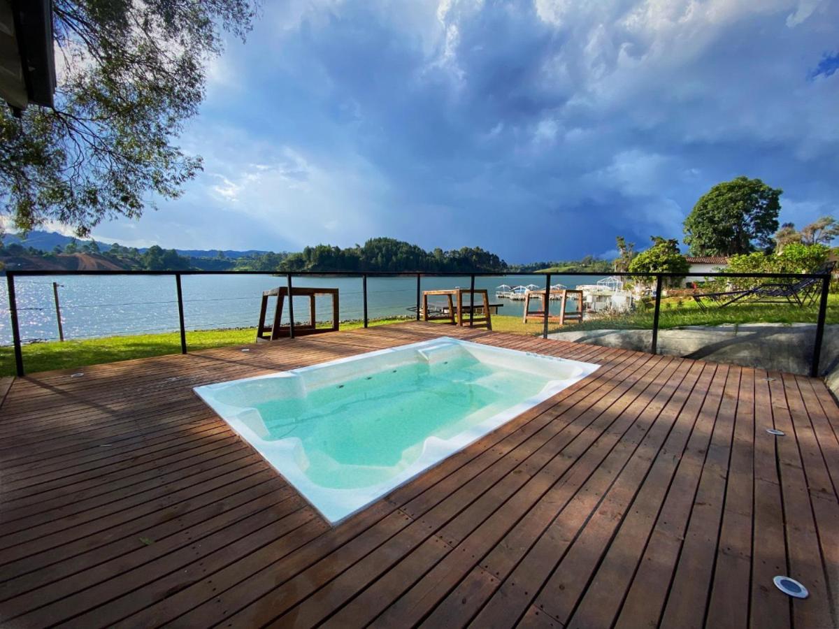 Botanico Hotel Boutique Guatape Эль-Пеньоль Экстерьер фото